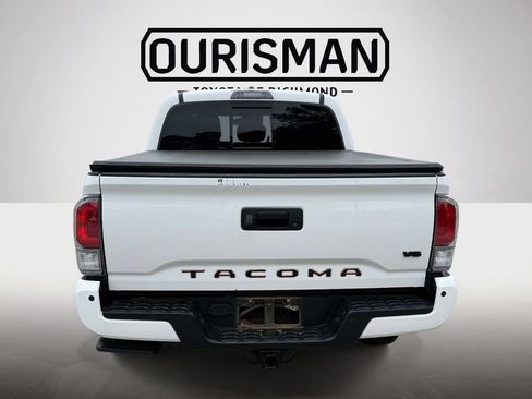 Used 2023 Toyota Tacoma TRD Off-Road w/ Technology Package AWD/4WD image 4