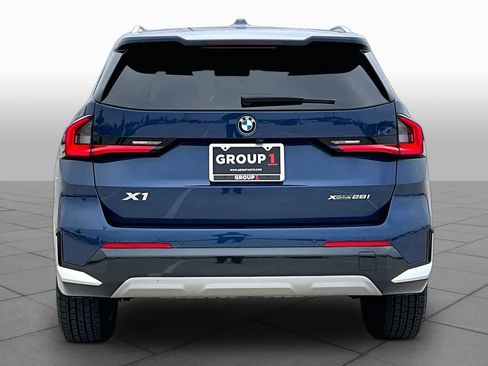 Used 2023 BMW X1 xDrive28i w/ Convenience Package AWD/4WD image 5