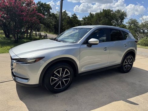 Used 2018 MAZDA CX-5 Touring w/ Preferred Equipment Package FWD image 6
