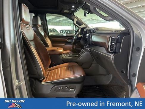 Certified 2025 GMC Sierra 3500 Denali Ultimate AWD/4WD image 18