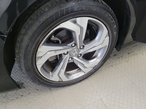 Used 2019 Honda Accord EX image 31