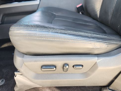 Used 2014 Ford F250 Platinum w/ FX4 Off-Road Package image 23