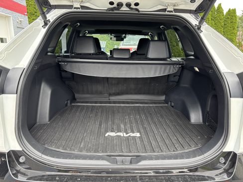 Used 2024 Toyota RAV4 XSE w/ Weather Package AWD/4WD image 5