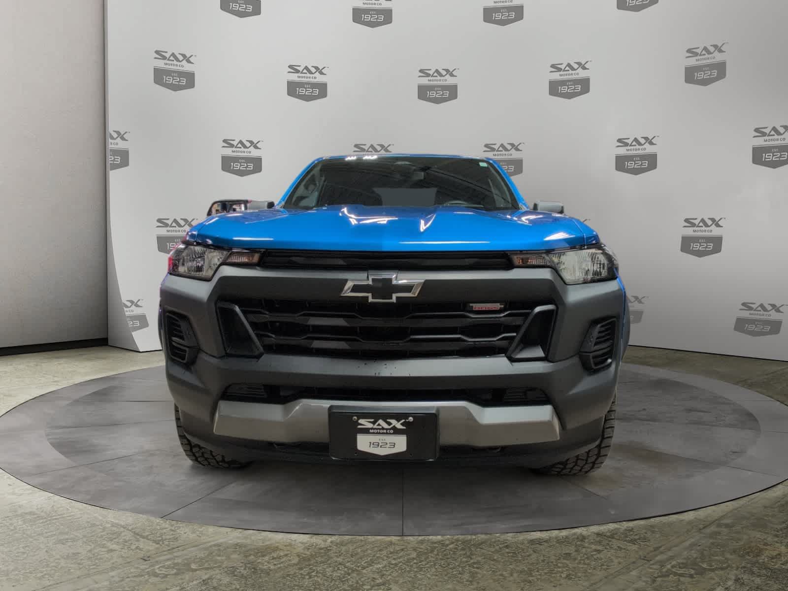 Used 2023 Chevrolet Colorado Trail Boss AWD/4WD image 8