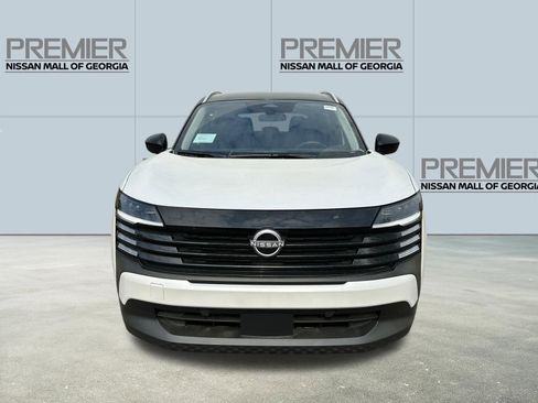 New 2026 Nissan Kicks SV image 2