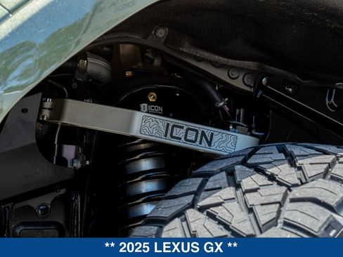 Used 2025 Lexus GX 550 w/ Accessory Package (Z1) AWD/4WD image 22