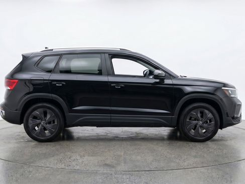 Used 2025 Volkswagen Taos S FWD image 11