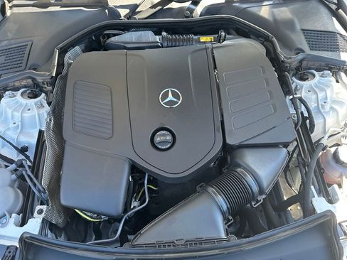 Certified 2025 Mercedes-Benz C 300 4MATIC Sedan image 17