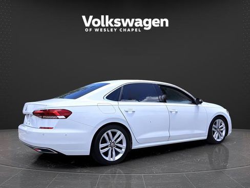 Used 2020 Volkswagen Passat 2.0T SEL FWD image 8