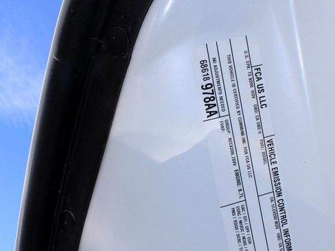 Used 2024 RAM 2500 Tradesman w/ Chrome Appearance Group image 29