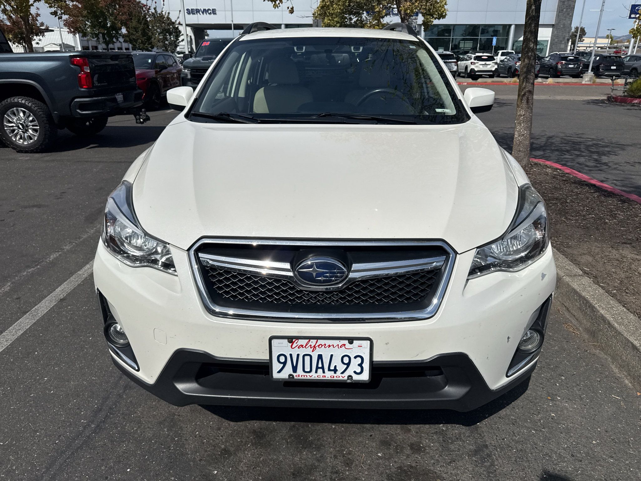 Used 2016 Subaru Crosstrek 2.0i Premium AWD/4WD image 2