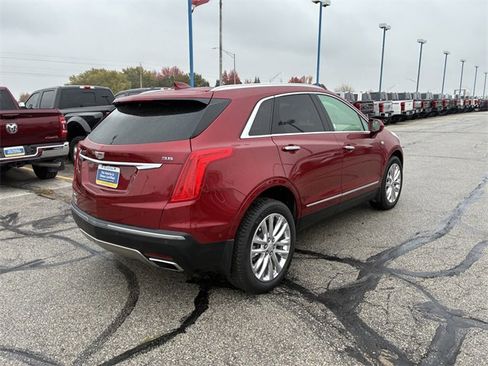 Used 2019 Cadillac XT5 Platinum image 4