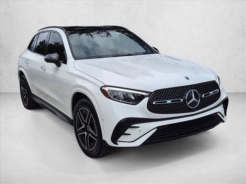 Certified 2026 Mercedes-Benz GLC 300 4MATIC image 3
