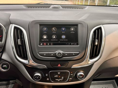 Used 2019 Chevrolet Equinox LT FWD image 34
