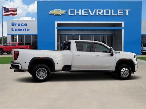 Used 2024 GMC Sierra 3500 Denali Ultimate image 7