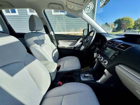 Used 2018 Subaru Forester 2.5i w/ Alloy Wheel Package image 17