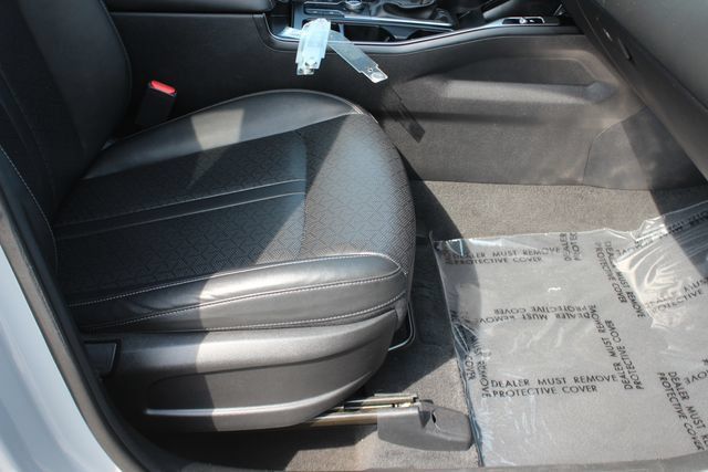 Used 2023 Kia Sorento S w/ Panoramic Sunroof Package AWD/4WD image 33