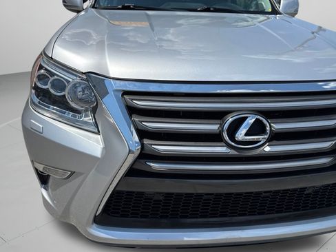 Used 2018 Lexus GX 460 Premium w/ Premium Package AWD/4WD image 37