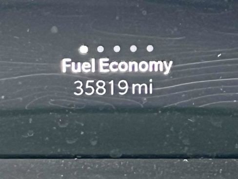 Certified 2023 Jeep Grand Cherokee Limited w/ Luxury Tech Group II image 25