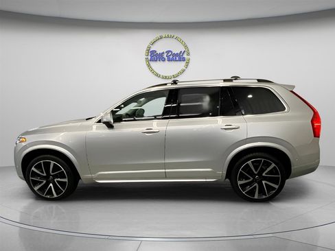 Used 2018 Volvo XC90 T6 Momentum w/ Convenience Package image 2