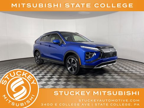 Used 2024 Mitsubishi Eclipse Cross SE image 1