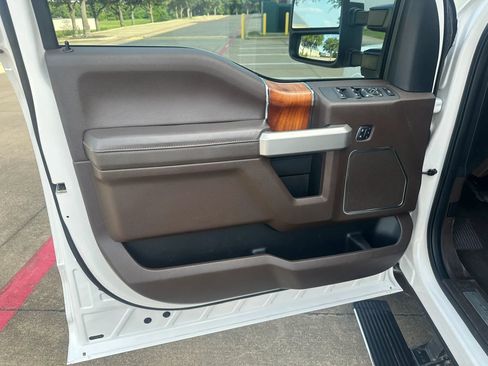 Used 2017 Ford F350 King Ranch w/ King Ranch Ultimate Package RWD image 18