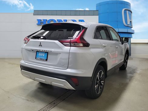 Used 2024 Mitsubishi Eclipse Cross SE image 5