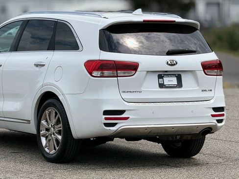 Used 2016 Kia Sorento SX AWD/4WD image 16