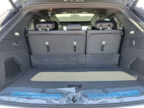 New 2025 Cadillac Escalade IQ Sport 1 w/ LPO, Premium Carpet Package image 27