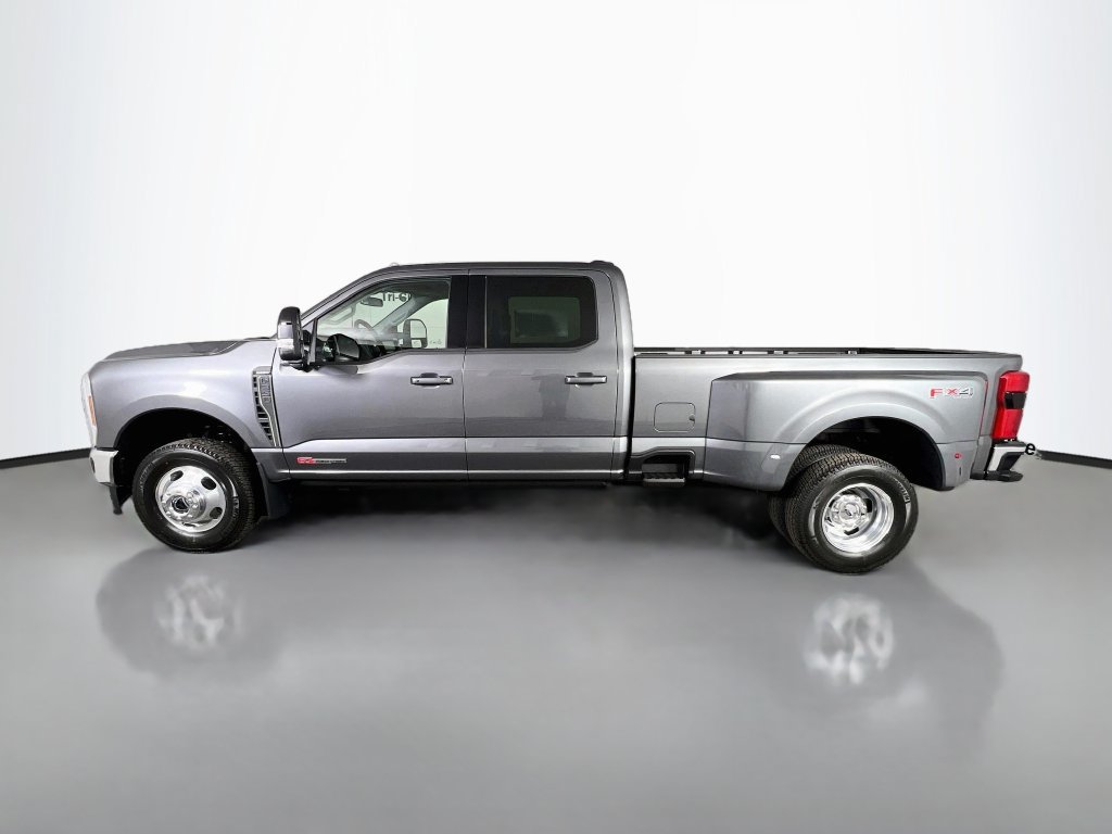 New 2027 Ford F350 Lariat w/ Lariat Ultimate Package AWD/4WD image 6