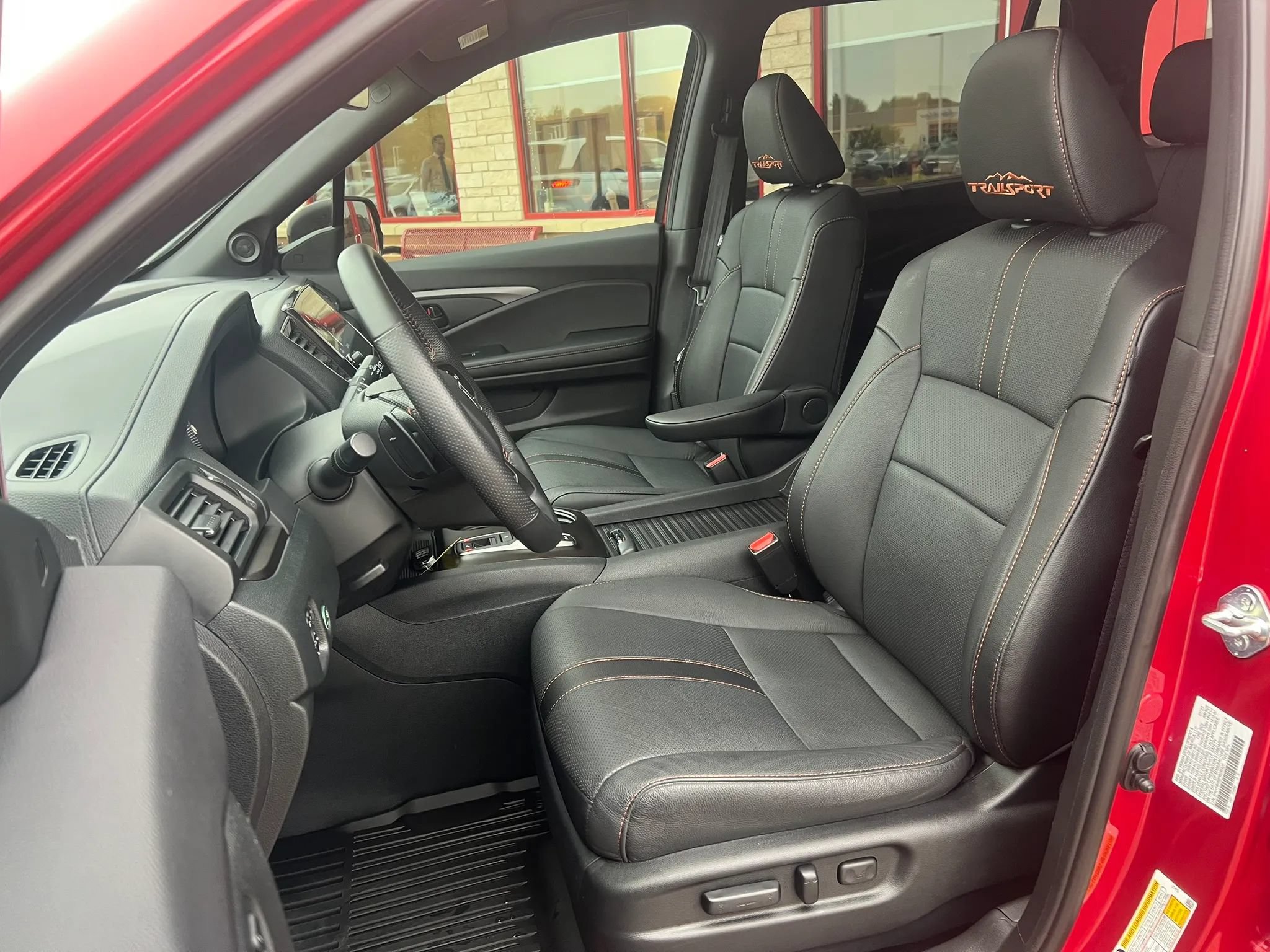 Used 2023 Honda Passport TrailSport image 10