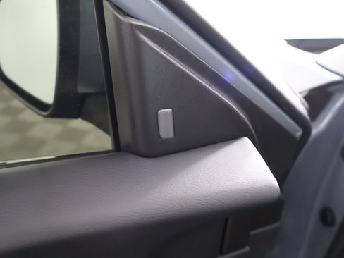 Used 2024 Nissan Sentra SV w/ SV Premium Package FWD image 39