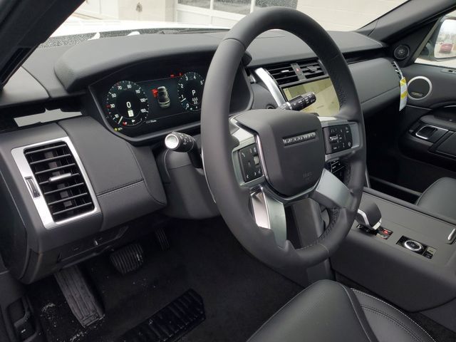 Certified 2026 Land Rover Discovery S AWD/4WD image 19