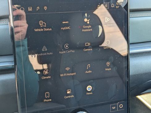 New 2026 GMC Terrain AT4 w/ Convenience Package III image 22