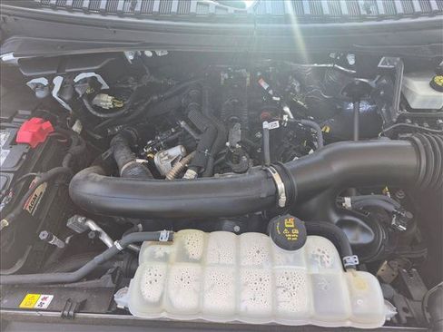 Used 2024 Ford Expedition Max XLT AWD/4WD image 24