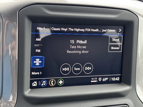 New 2026 Chevrolet Silverado 2500 Custom w/ Custom Value Package image 28