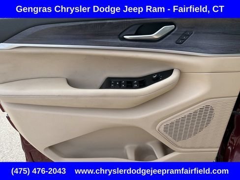 Certified 2023 Jeep Grand Cherokee L Limited w/ Luxury Tech Group II AWD/4WD image 16
