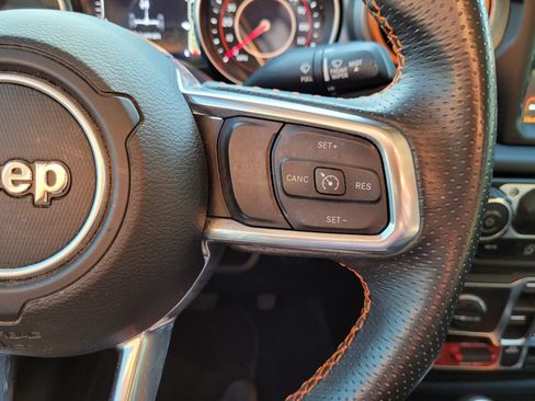 Used 2022 Jeep Gladiator Mojave w/ LED Lighting Group image 33