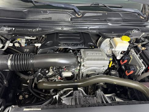 Used 2020 RAM 1500 Laramie AWD/4WD image 36