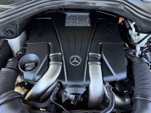 Used 2013 Mercedes-Benz GL 450 4MATIC image 30