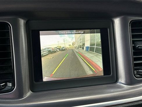 Used 2020 Dodge Charger SXT w/ Blacktop Package image 20