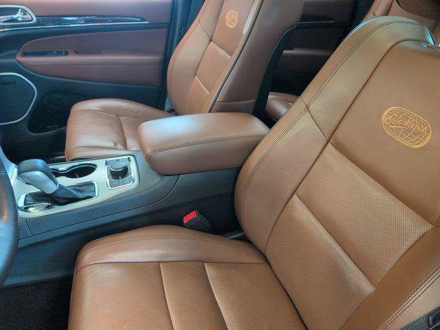 Certified 2020 Jeep Grand Cherokee Overland w/ Interior Metal Package AWD/4WD image 13