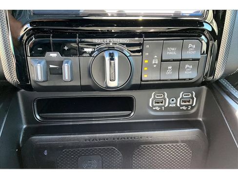 Used 2022 RAM 1500 Limited w/ Trailer Tow Group AWD/4WD image 32
