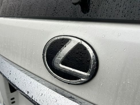 Used 2022 Lexus GX 460 Premium w/ Premium Package image 32