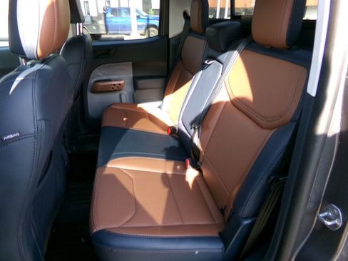 Used 2023 Ford Maverick Lariat w/ Equipment Group 500A Standard image 12