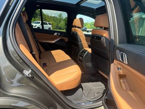 Used 2024 BMW X5 xDrive40i w/ M Sport Package AWD/4WD image 14