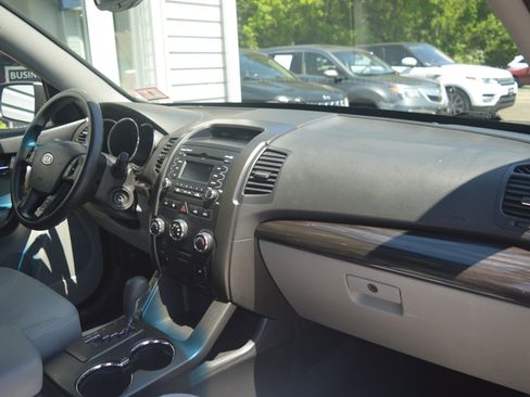Used 2012 Kia Sorento LX w/ Convenience Pkg AWD/4WD image 31