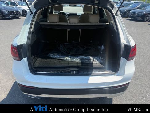 Used 2021 Mercedes-Benz GLC 300 4MATIC image 23