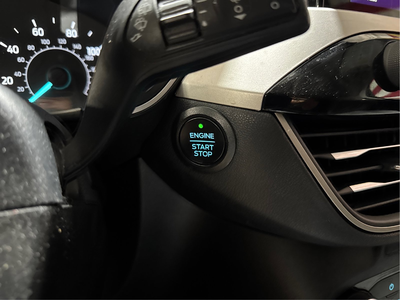 Used 2022 Ford Escape SE AWD/4WD image 33