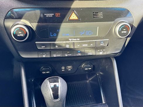 Used 2020 Hyundai Tucson SEL image 15